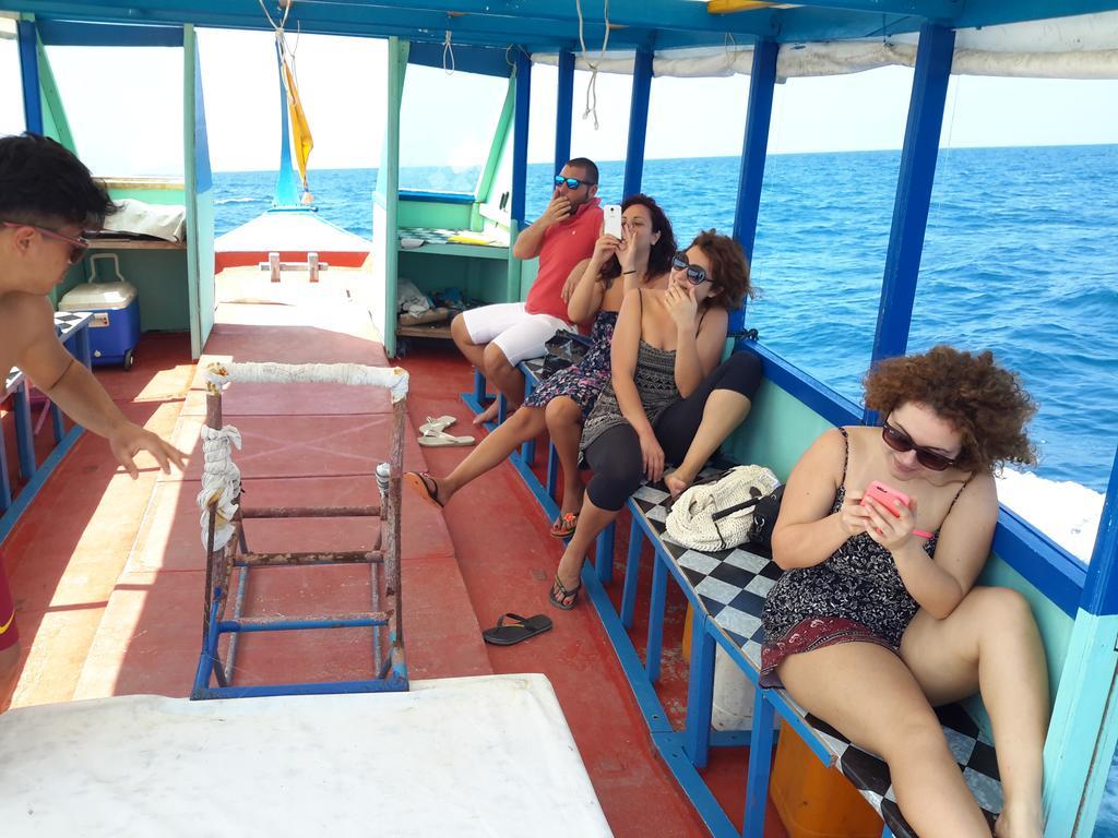 Manta View Guest House Keyodhoo  エクステリア 写真
